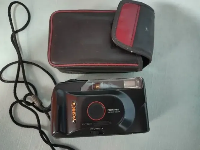 camera analogica yashica