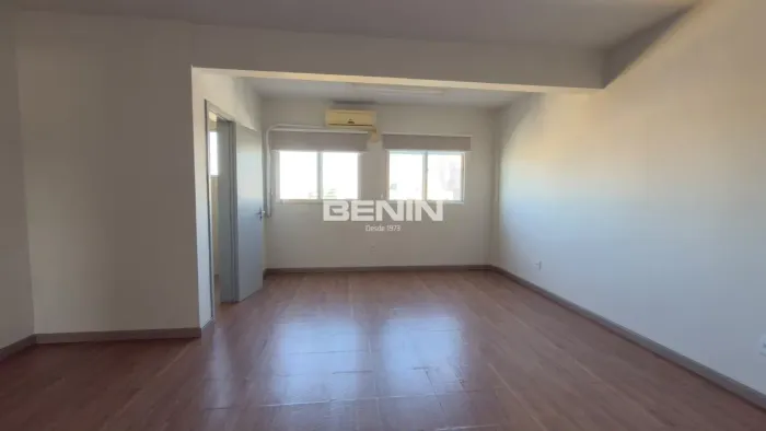 Sala comercial para locação com 33m² no bairro Marechal Rondon Sala comercial para locação