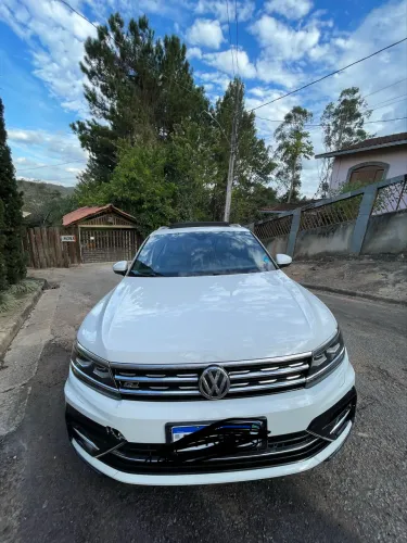 Volkswagen Tiguan Allspac R-line 350 TSI 2.0 4X4 2018