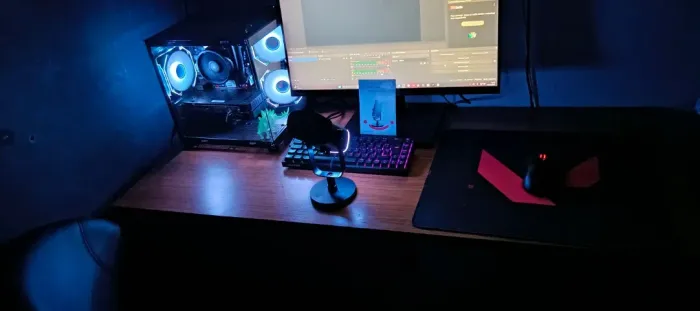 PC Gamer intermediário completo e novo.