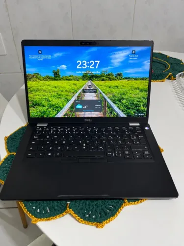 NOTEBOOK DELL I5, 8GB 256SSD, TECLADO RETROILUMINADO