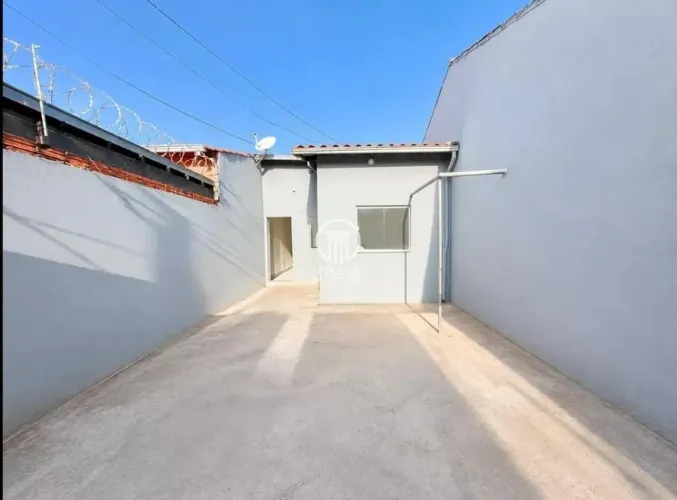CASA PARA LOCAÇÃO NO BAIRRO JARDIM PRIMAVERA - MONTES CLAROS/MG