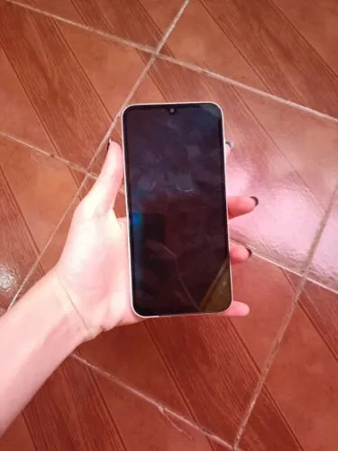 Celular A15 256gb 8 RAM 4g com defeito