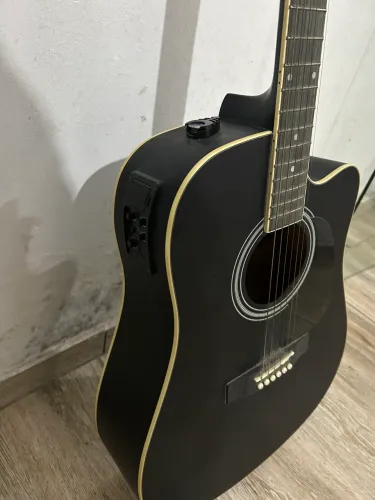 Vendo violão Giannini