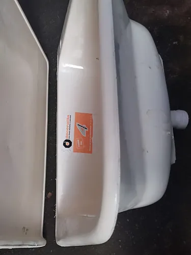 Conjunto de pia com bancada e tanque com mármore sintética nova OKm