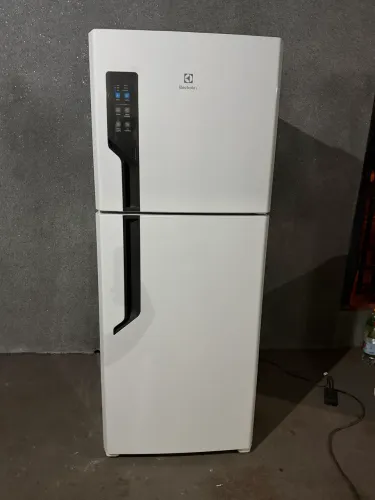 Geladeira Electrolux 431 litros frost free