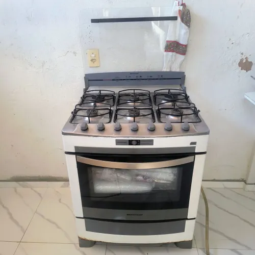 Fogão 6 bocas Brastemp