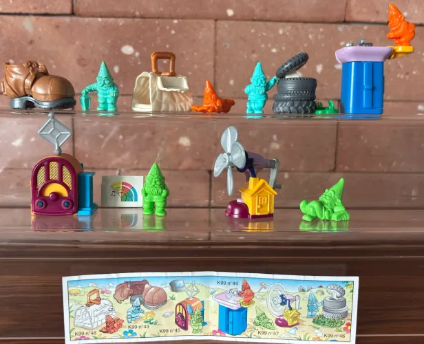 Kinder ovo Gnomos casas