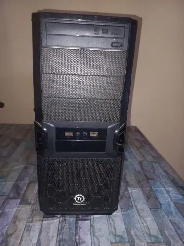 PC GAME COM DEFEITO NA PLACA MÃE NÃO ENTREGO NEM FAÇO OLX PAY SO RETIRADA