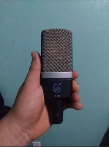 Microfone Condensador AKG C214 