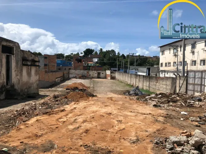 TERRENO COMERCIAL em Salvador - Bahia, São Cristóvão