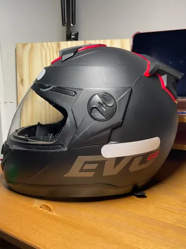 Vendo capacete fechado, Pro Tork Evolution G8, preto fosco, tamanho 60. 