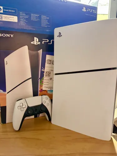 *? PlayStation 5 Slim Digital - 825GB | Excelente Estado | Garantia até Jan/2027