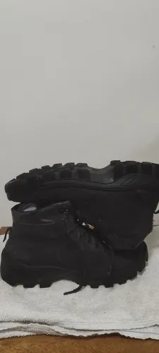 Bota cano alto