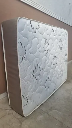 Colchão casal ortobom luxo, sem uso, Aceito Cartão e Entrego