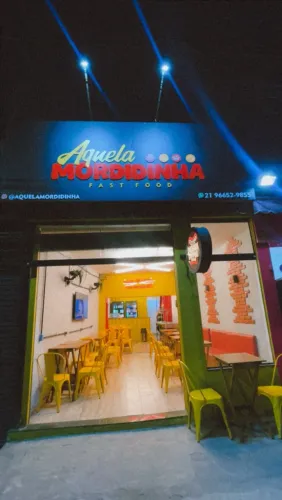 COZINHEIRO COM HABILIDADE EM CHAPA