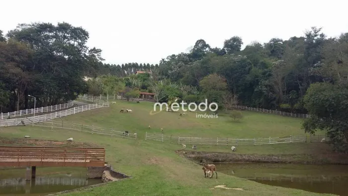 Sítio com 14 quartos à venda, 72600 m² por R$ 2.900.000 - Bairro Maracatu - Guararema - SP