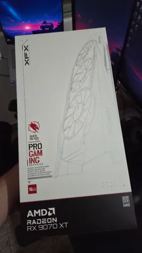 (Lacrada) RX 9070 XT XFX Quicksilver White Gaming Edition AMD Radeon