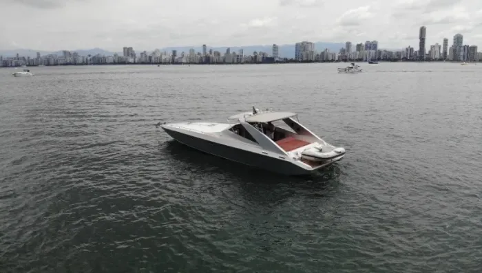 Magnum 39 MARAVILHOSA, disponivel para venda. Offshore.