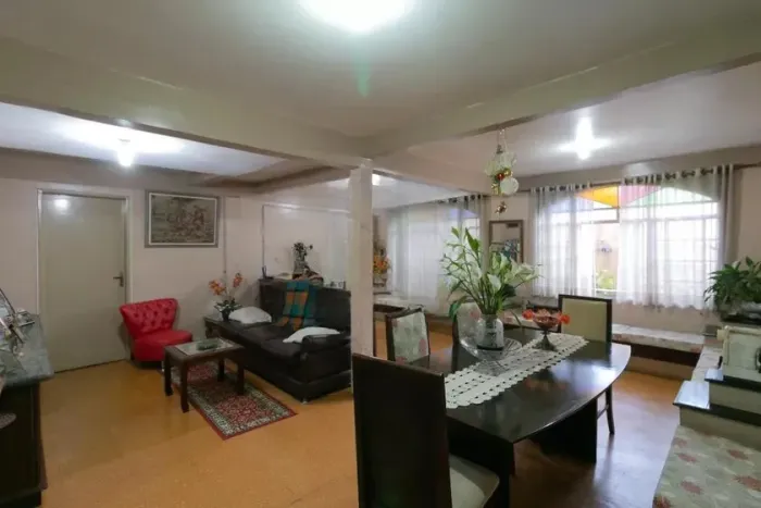Casa à Venda - Alípio de Melo, 5 Quartos, 300 m2