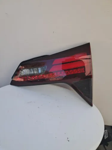 Par lanterna traseira Honda HRV LED ORIGINAL usada