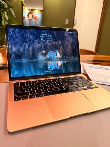 MacBook M1 ROSÉ 13? APPLE