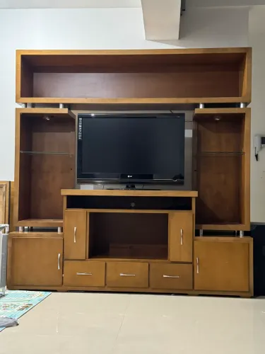 Estante + TV LG 42?