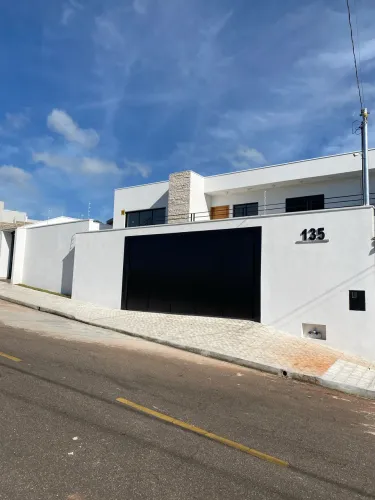 Casa Alto Padrão com vista linda!