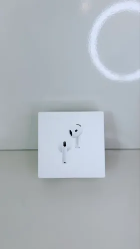 Apple AirPods 4 ANC (Cancelamento de Ruído) Original