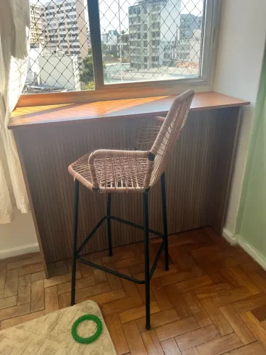 Bancada e cadeira alta