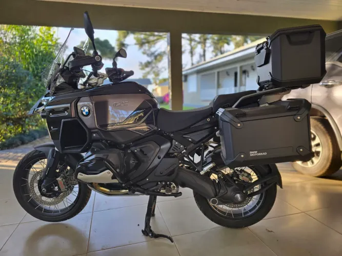 BMW GS Adventure 1300 Triple Black ASA (automatica)