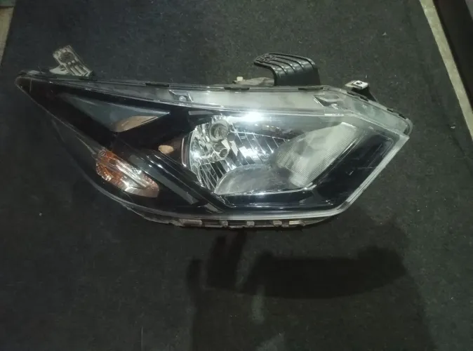 Farol Onix 2013 A 2019