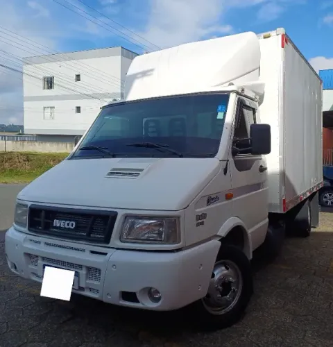 IVECO DAILY 5013 2006 BAÚ