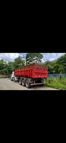 Vendo Carreta Caçamba