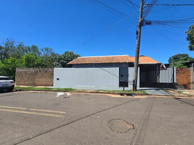 Aceita financiamento - casa com terreno