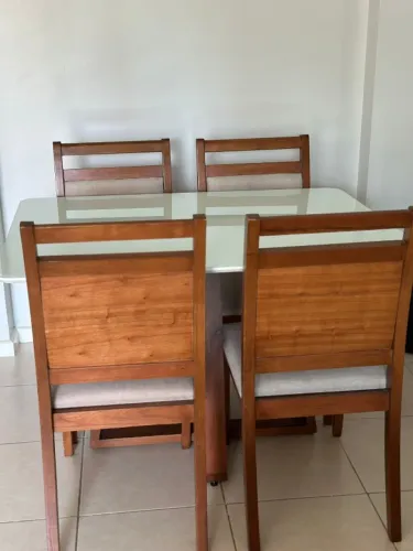 Mesa de Jantar Retangular 4 cadeiras