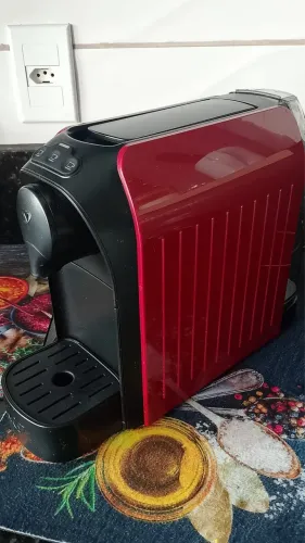 CAFETEIRA TRÊS CORAÇÕES
