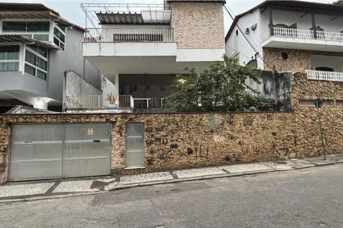 Casa à venda, 5 quartos, suíte, piscina, Jardim Guanabara, Ilha do Governador, Rio de Jane