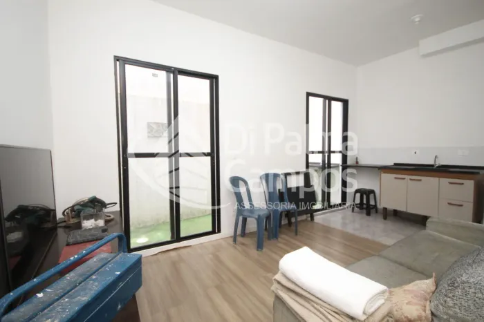 Apartamento tipo studio de 48m² com 1 quarto para locação e venda no bairro Ipiranga