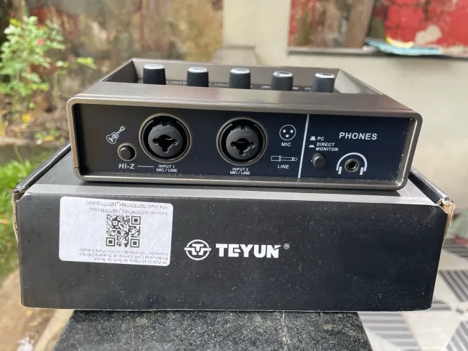Interface de Áudio Teyun Q16