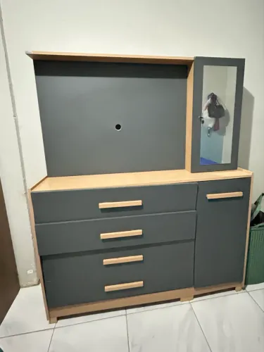 Cômoda com Painel