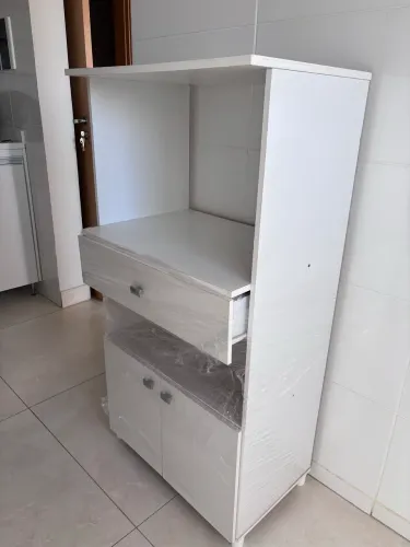 Armário multiuso
