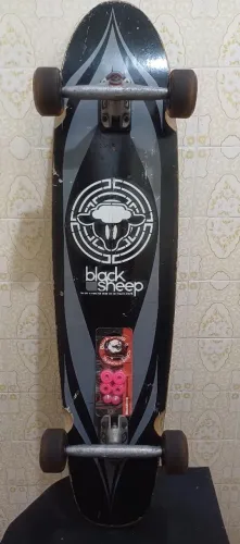 Skate Longboard Old School componentes Crail, Red Bones, Kriptonic e Black Sheep.