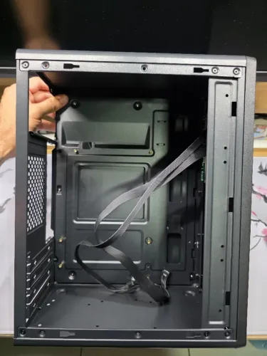 Gabinete Hayom para PC - Estado de Novo - Sem Fonte
