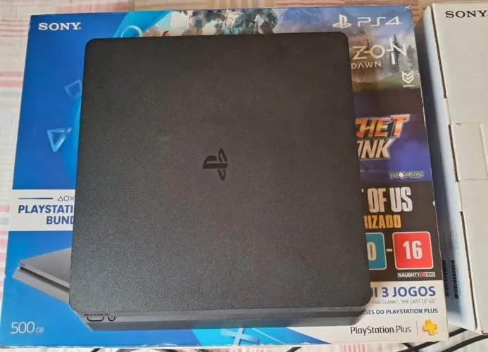 PS4