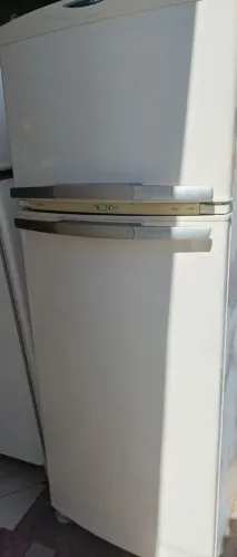 Geladeira Frost Free