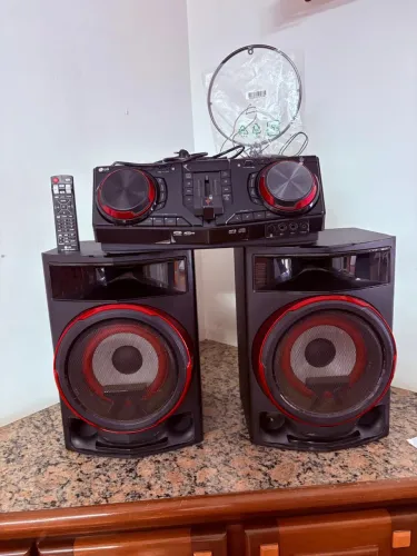 SOM LG XBOOM