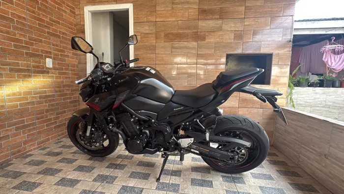 Moto Kawasaki Z900