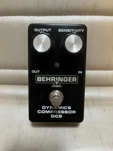 Pedal Behringer Dynamics Compressor DC9 - Conservadão!!