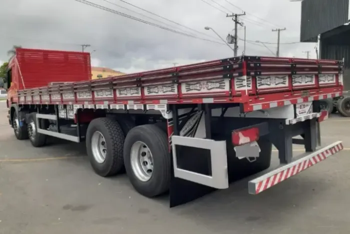 Scania P310 2015 Carroceria